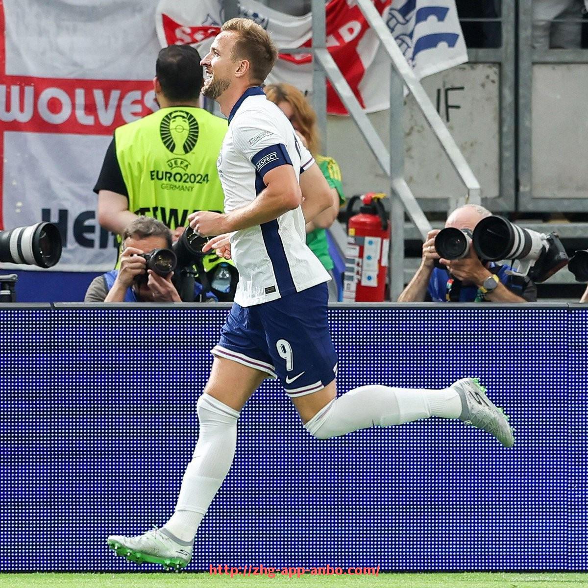 安博体育app下载-世俱杯比赛执法过程中视频证据采信制度的完善研究